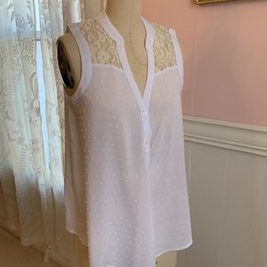 Anthropologie by Edme & Esyllte white clip dot sleeveless top size 2